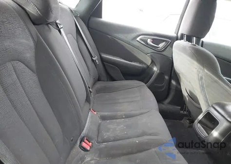 2015 Chrysler 200 Limited z USA, uszkodzony, nr VIN 1C3CCCAB0FN663722